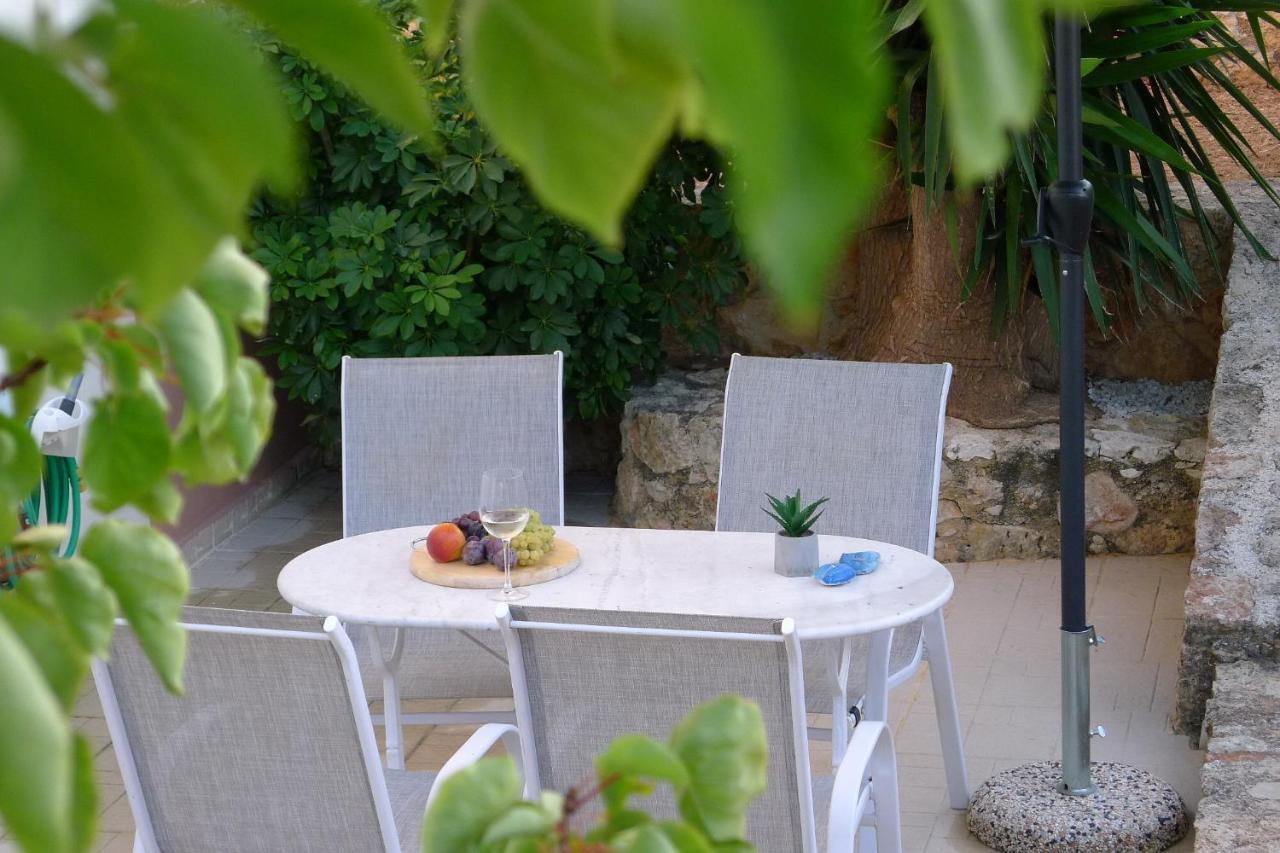 Maria & Manos Guest House, Agios Onoufrios Beach Esterno foto